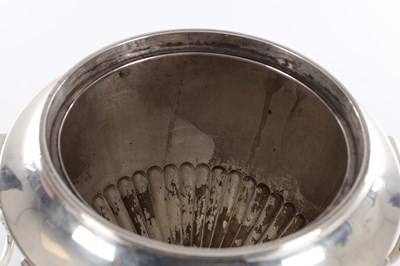 Lot 429 - A GEORGE III SHERATON STYLE SILVER TEA URN