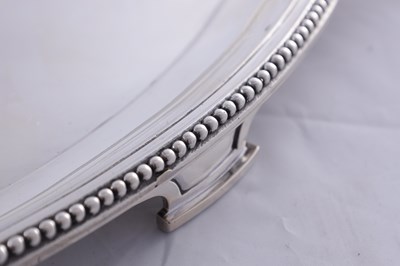 Lot 391 - A LARGE LATE VICTORIAN LONDON SILVER TWO-HANDLED OVAL TRAY