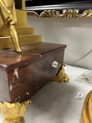 Lot 1025 - BARWISE, LONDON. AN EARLY 19TH CENTURY REGENCY ORMOLU AND ROUGE MARBLE MANTEL CLOCK