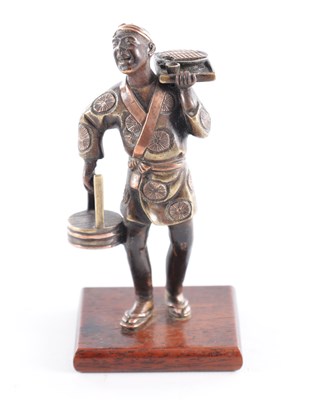 Lot 181 - A SMALL JAPANESE MEIJI PERIOD MIXED METAL BRONZE FIGURE