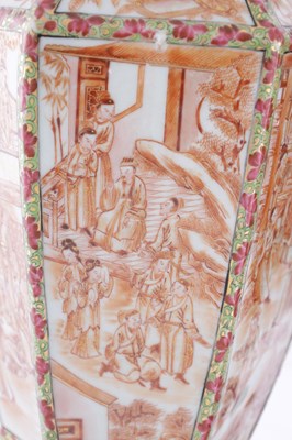 Lot 86 - A PAIR OF 18TH CENTURY CANTONESE CHINESE VASES