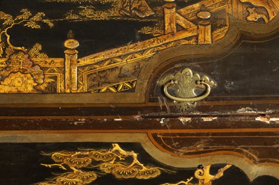 Lot 1274 - A LARGE QUEEN ANNE ENGLISH JAPANNED LACQUERWORK DOMED TRUNK