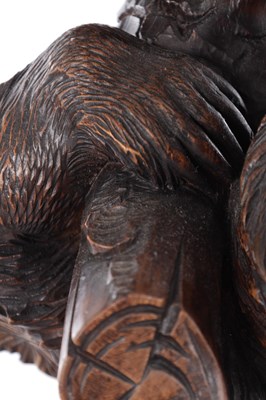 Lot 740 - A GOOD 19TH CENTURY CARVED LINDEN WOOD BLACKFOREST BEAR PIANO STOOL