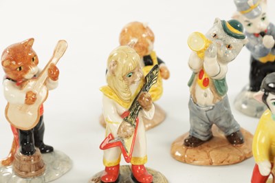 Lot 15 - A SET OF TEN PORCELAIN BESWICK CAT CHORUS FIGURES AND A SET OF SIX PORCELAIN BESWICK MONKEY FIGURES