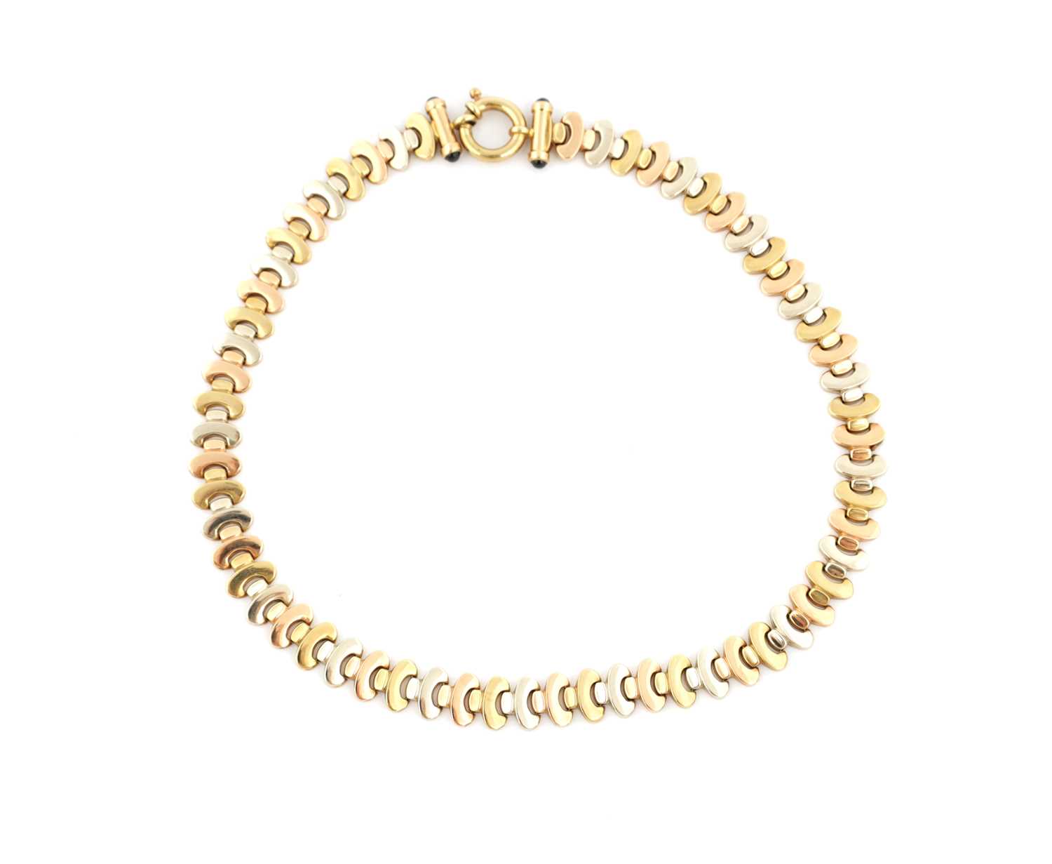 Lot 223 - A 9CT GOLD FLAT LINK NECKLACE