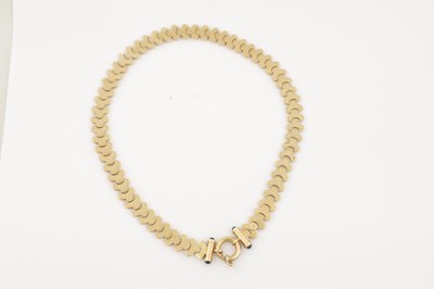 Lot 223 - A 9CT GOLD FLAT LINK NECKLACE