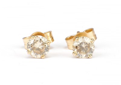 Lot 263 - A PAIR OF 9CT GOLD DIAMOND EARRINGS