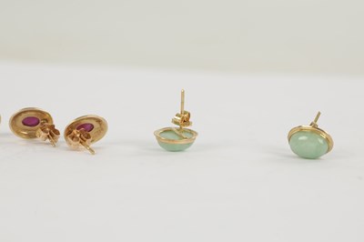 Lot 260 - A COLLECTION OF THREE PAIRS OF 9CT GOLD EARRINGS