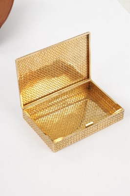 Lot 191 - A FRENCH HALLMARKED 18CT YELLOW GOLD BOX