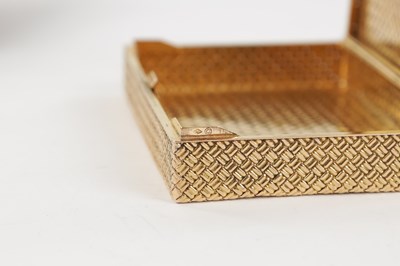 Lot 191 - A FRENCH HALLMARKED 18CT YELLOW GOLD BOX