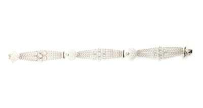 Lot 211 - AN 18CT WHITE GOLD DIAMOND SET BRACELET