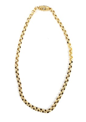 Lot 226 - A GEORGIAN 15CT GOLD BELCHER CHAIN WITH AMETHYST CLASP