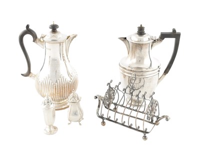 Lot A COLLECTION OF SILVER ITEMS