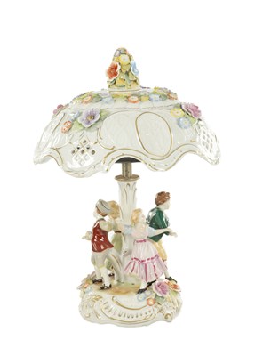 Lot A 20TH CENTURY DRESDEN TABLE LAMP