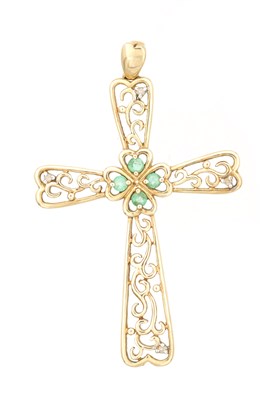 Lot A 20TH CENTURY GOLD, EMERALD AND DIAMOND CROSS PENDANT