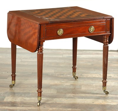 Lot A GOOD REGENCY FIGURED MAHOGANY GAMES TABLE IN THE MANNER OF GILLOWS OF LANCASTER