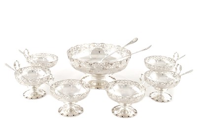 Lot MAPPIN & WEBB, A MID 20TH CENTURY SILVER DESSERT SERVICE