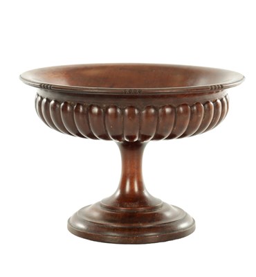 Lot A 19TH CENTURY MAHOGANY TAZZA