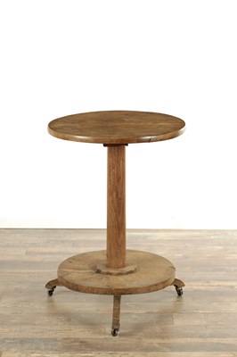 Lot AN 18TH CENTURY VERNACULAR FIGURED SYCAMORE CIRCULAR TABLE