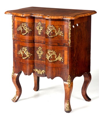 Lot 678 - A MINIATURE 18TH CENTURY GERMAN WALNUT COMMODE...