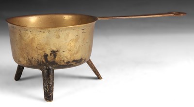 Lot 581 - A 17th Century small cast Brass SKILLET with...