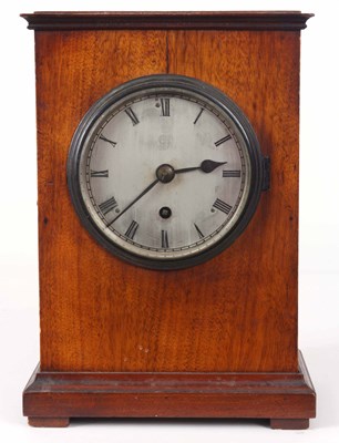 Lot 227 - AN EARLY 20th CENTURY ENGLISH FUSEE MANTLE...