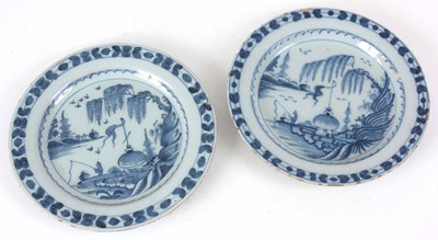 Lot 514 - A PAIR OF 18th CENTURY DELFT PLATES 22.5cm...