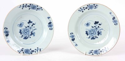 Lot 547 - A PAIR OF 18th/19th CENTURY CHINESE BLUE AND...