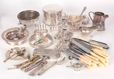 Lot 599 - A SELECTION OF SILVER PLATED WARE, including a...