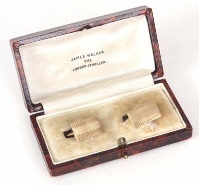 Lot 605 - A PAIR OF 9ct GOLD CUFFLINKS 2.4 grams in a case