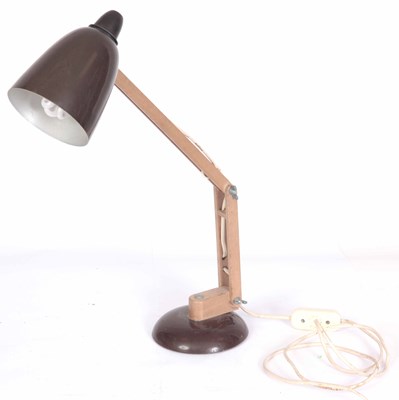 Lot 657 - A VINTAGE PLASTIC AND ALUMINIUM ANGLEPOISE...