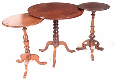 Lot 829 - THREE TRIPOD TABLES ONE, A VICTORIAN WALNUT...