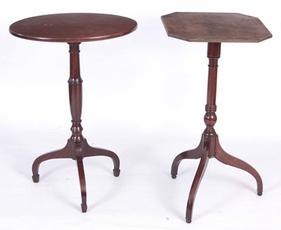 Lot 834 - A REGENCY SQUARE TOPPED OCCASIONAL TABLE with...