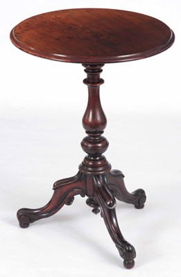 Lot 839 - A VICTORIAN OCCASIONAL TABLE on a mahogany...