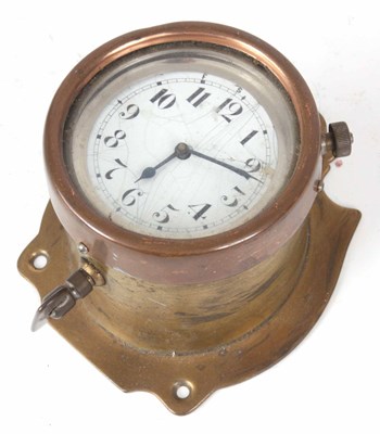 Lot 87 - AN EARLY 20th CENTURY BRASS CASED CAR CLOCK...