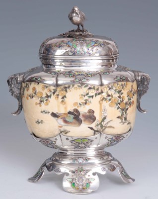 Lot 140 - A 19th CENTURY MEIJI PERIOD JAPANESE SILVER...