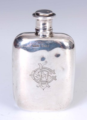 Lot 223 - A GEORGE V SMALL SILVER HIP FLASK of...