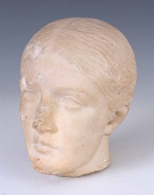 Lot 475 - AN ANTIQUE WHITE MARBLE HEAD OF A LADY with...