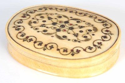 Lot 498 - A LATE 17TH / EARLY 18TH IVORY OVAL PIQUE WORK...