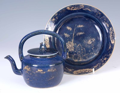 Lot 70 - AN 18TH CENTURY ROYAL BLUE GLAZED CHINESE...
