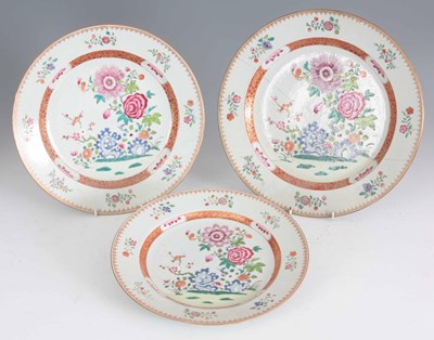 Lot 80 - A GRADUATED SET OF THREE 18TH CENTURY CHINESE...
