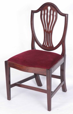 Lot 933 - A GEORGE III SHERATON DESIGN MAHOGANY SIDE...