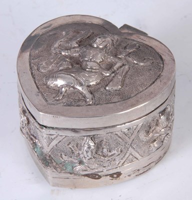Lot 96 - AN ORIENTAL HEART SHAPED SILVER BOX decorated...