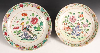 Lot 104 - An 18th Century Chinese Famille Verte shallow...