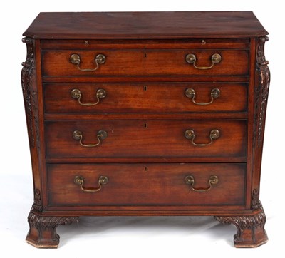 Lot 939 - A GOOD GEORGE III STYLE MAHOGANY DRESSING...