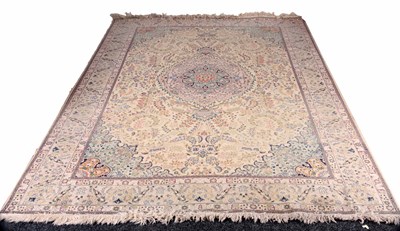 Lot 962 - A 20TH CENTURY EASTERN RUG having a gold...