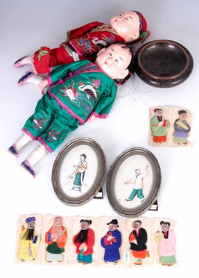 Lot 109 - A MIXED LOT OF CHINESE ITEMS including a pair...