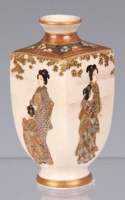 Lot 197 - A MEIJI PERIOD JAPANESE MINATURE SATSUMA VASE...