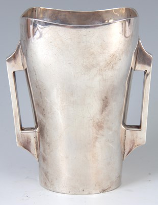 Lot 237 - AN ART NOUVEAU IRISH SILVER BEAKER of square...