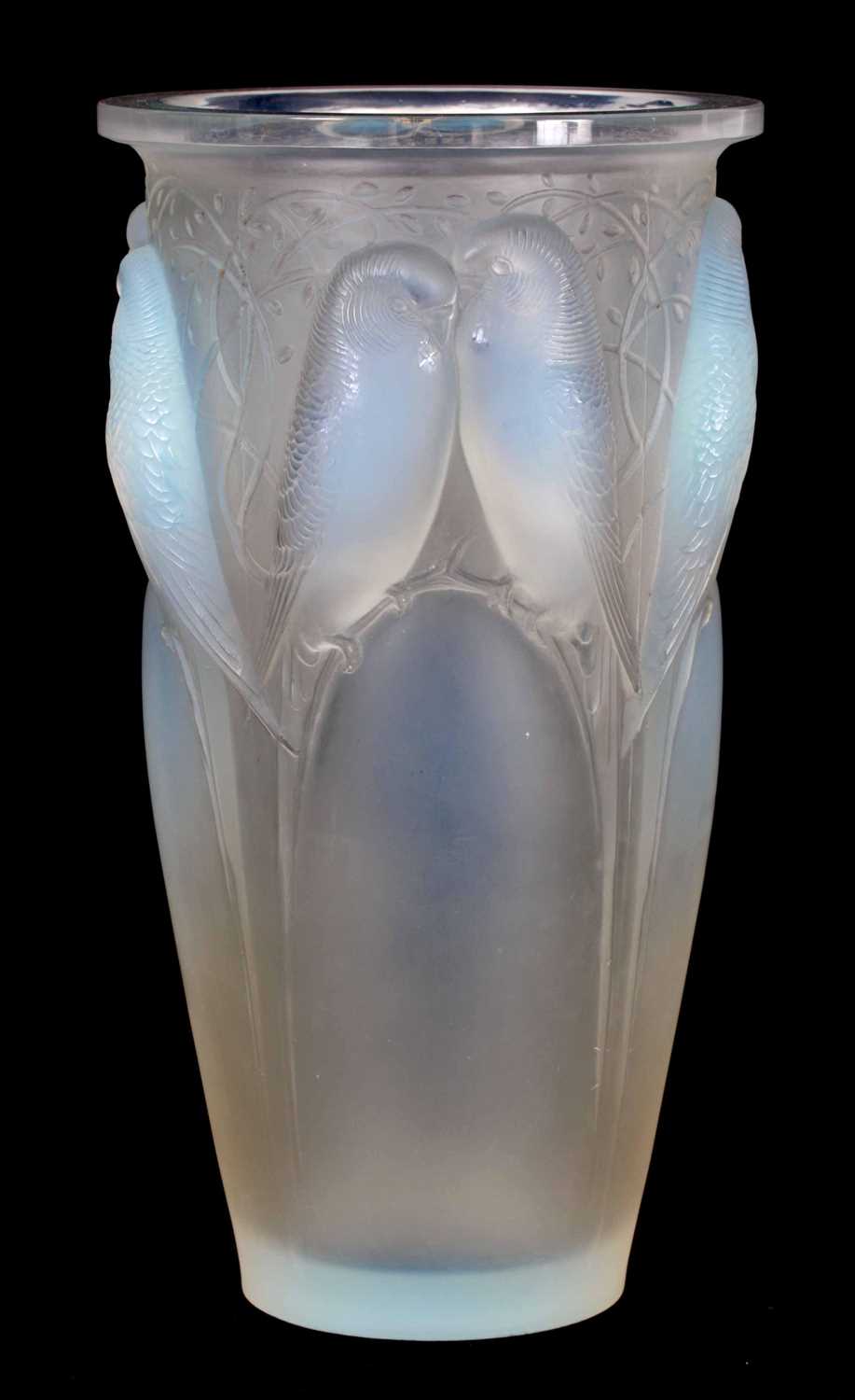 Lot 24 - RENÉ LALIQUE. A FRENCH EARLY 20th CENTURY...